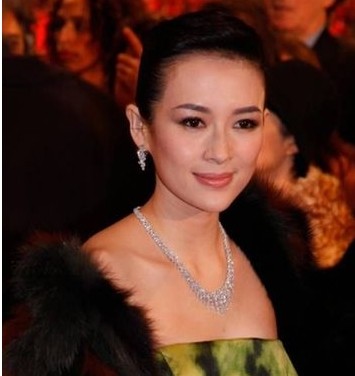 章子怡佩戴通灵珠宝高端定制STARLET(红毯)系列闪耀珠宝